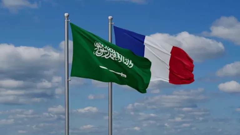 الجيش الإسرائيلي يعلن عن تنفيذ غارات على مواقع في قطاع غزة بعد تصعيد التوترات