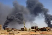 الجيش الإسرائيلي يعلن عن توجيه ضربات جديدة على مواقع في قطاع غزة