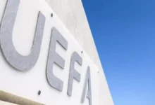 النادي الأهلي يعلن تجديد عقد اللاعب محمد الشناوي حتى 2026
