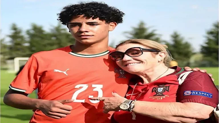النادي الأهلي يعلن تجديد عقد المدرب مارسيل كولر حتى عام 2025