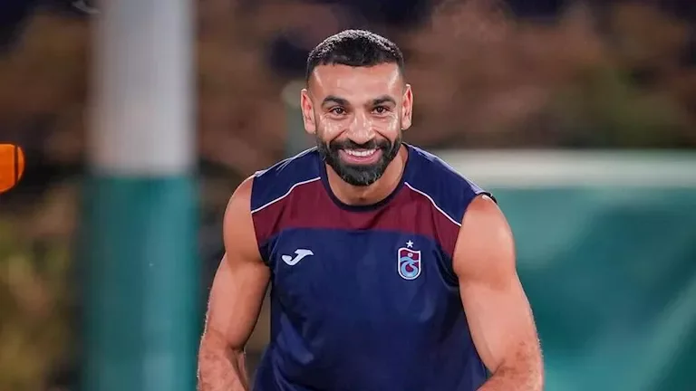 النادي الأهلي يعلن تجديد عقد محمد الشناوي حتى عام 2026