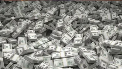 تراجع أسعار النفط مع زيادة المخزونات الأمريكية وارتفاع الدولار