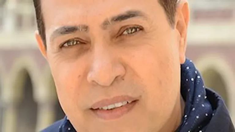 حكيم ينعى شقيقه اللواء كامل عبد الصمد ويكشف موعد ومكان العزاء