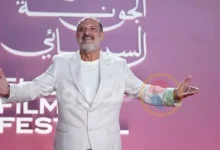 خالد الصاوي يتألق بإطلالة أنيقة في خامس أيام مهرجان الجونة السينمائي