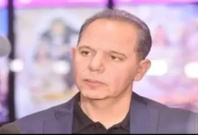 رامي إمام يعلق على الصورة المفبركة لوالده عادل إمام المتداولة عبر الإنترنت