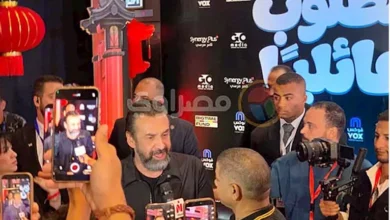 كريم عبدالعزيز يتألق في العرض الخاص لفيلم "مطلوب عائليًا" بمدينة 6 أكتوبر