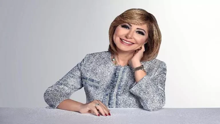 لميس الحديدي تتألق بفستان أحمر ناري ومجوهرات ماسية في افتتاح مهرجان الجونة السينمائي التاسع