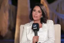منى زكي تتحدث عن تحديات التوفيق بين التصوير ورعاية ابنها المريض