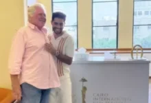 مينا مسعود يشيد بلقاءه مع حسين فهمي في مهرجان الجونة السينمائي
