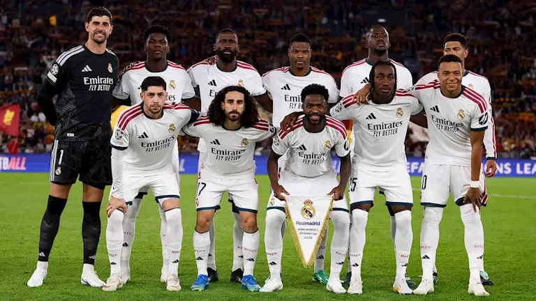 نادي برشلونة يعلن عن تجديد عقد المدرب تشافي هيرنانديز حتى 2025
