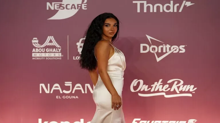 ناقد موضة يشيد بإطلالة سلمى أبو ضيف في افتتاح مهرجان الجونة السينمائي التاسع