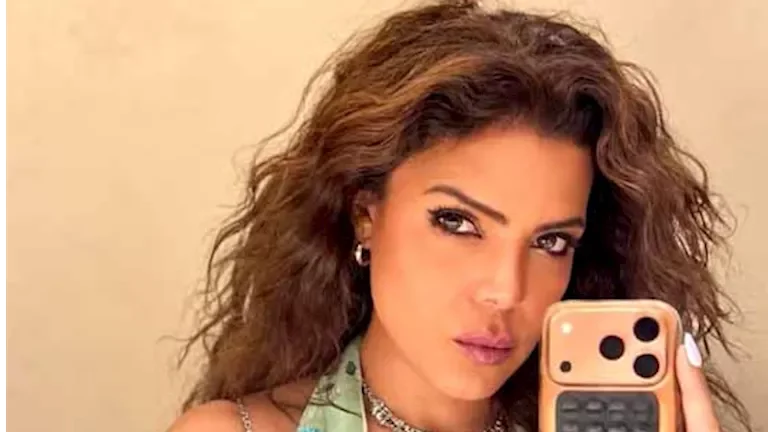 ناهد السباعي تتألق بإطلالة جريئة في أحدث ظهور لها على إنستجرام