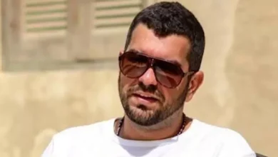 نجوم الغناء يشاركون في عزاء الموزع الراحل طارق توكل بمسجد الشرطة
