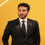 نور النبوي يشارك أهالي الأقصر رقصتهم في كواليس فيلم "ولا كان عالبال"