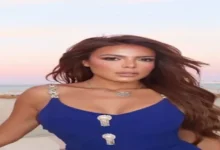 نيكول سابا تتألق بإطلالة جريئة في "هوت شورت" عبر إنستجرام