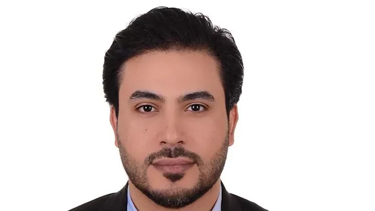 وفاة والد الموزع الموسيقي علي أباظة وصلاة الجنازة غداً في السويس