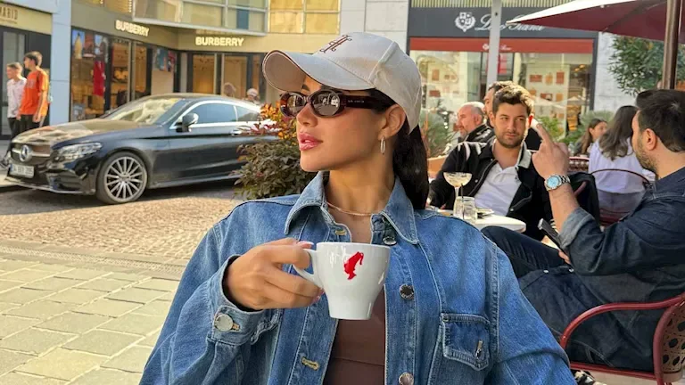 يارا السكري تتألق بإطلالة كاجوال وتشارك صورها عبر إنستجرام
